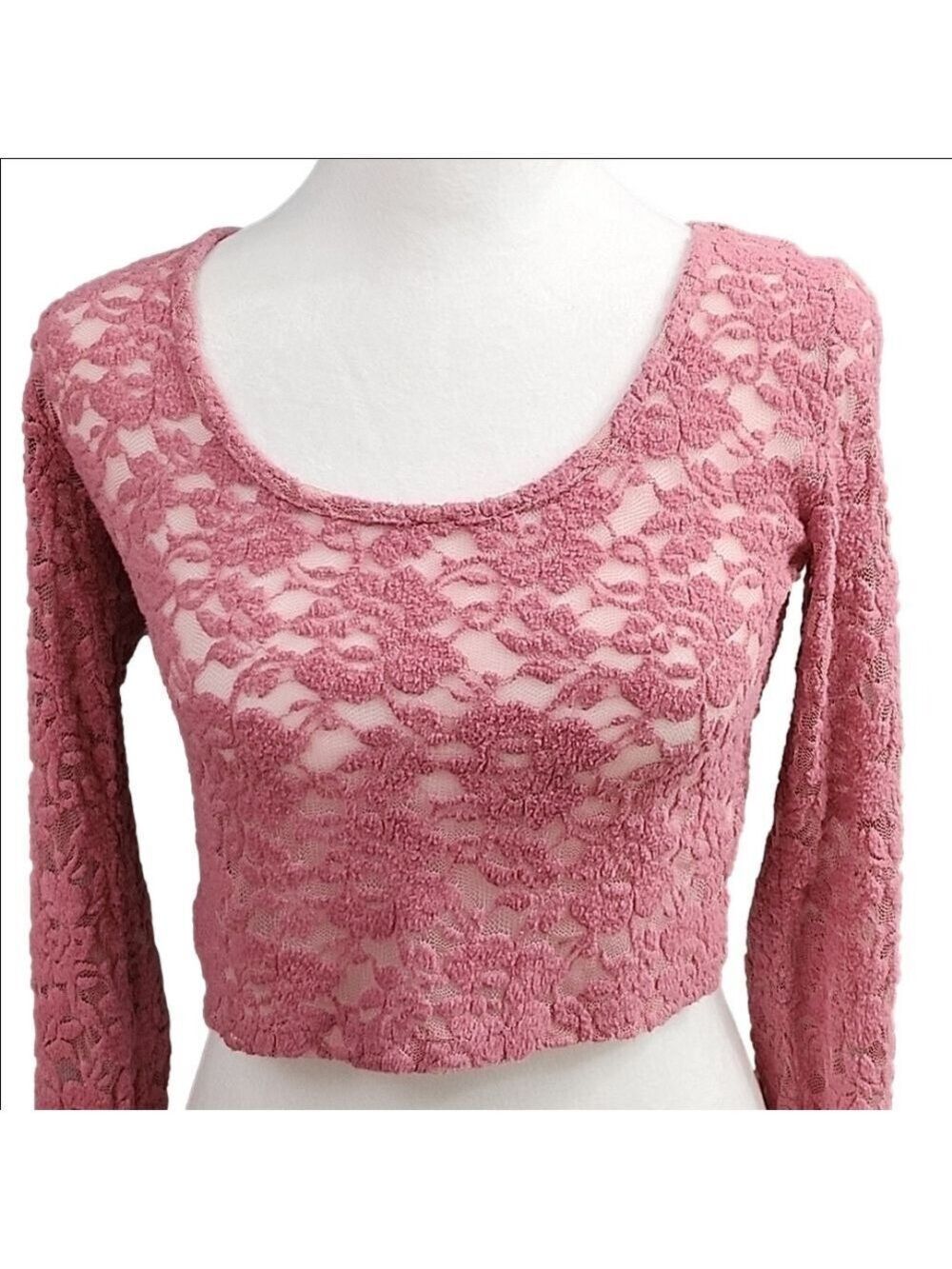 MOSSIMO SUPPLY CO PINK FLORAL LACE LONG SLEEVE TOP SIZE S/P